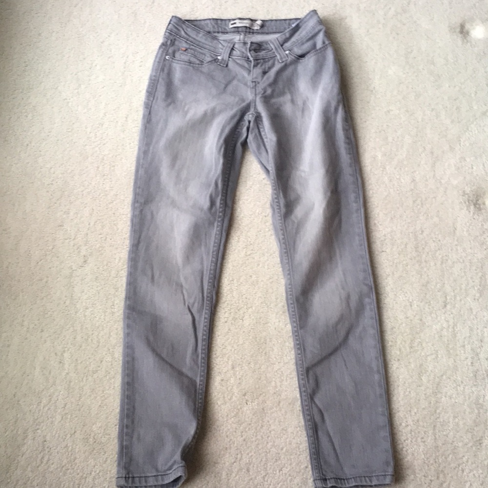 Levi’s Bold Curve gray low rise skinny jeans